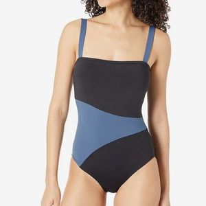 NWT Coco Reef Keepsake Curve Effect Color Block One Piece Swimsuit